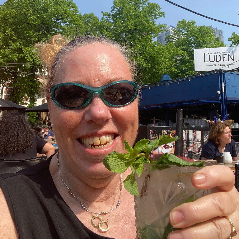 Logo Sue van der Linden